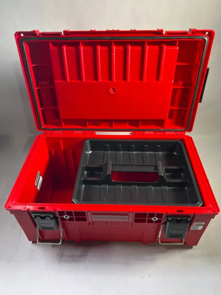Qbrick System PRIME Toolbox 250 Expert RED ULTRA HD Custom z organizerem z możliwością sztaplowania 535 x 327 x 277 mm 26...