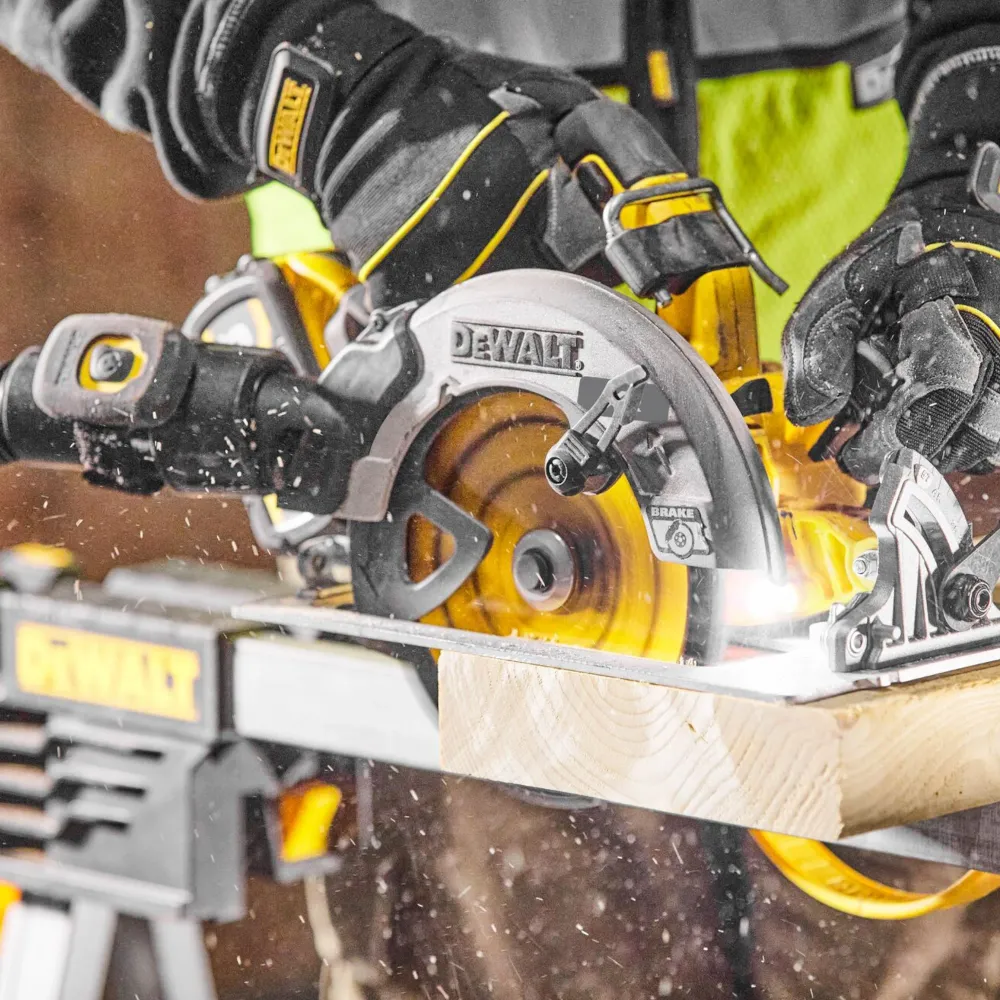Akumulatorowa pilarka tarczowa DeWalt DCS 573 NT 18 V 190 x 30 mm bezszczotkowa + 1x akumulator 5,0 Ah + TSTAK - bez ładow...