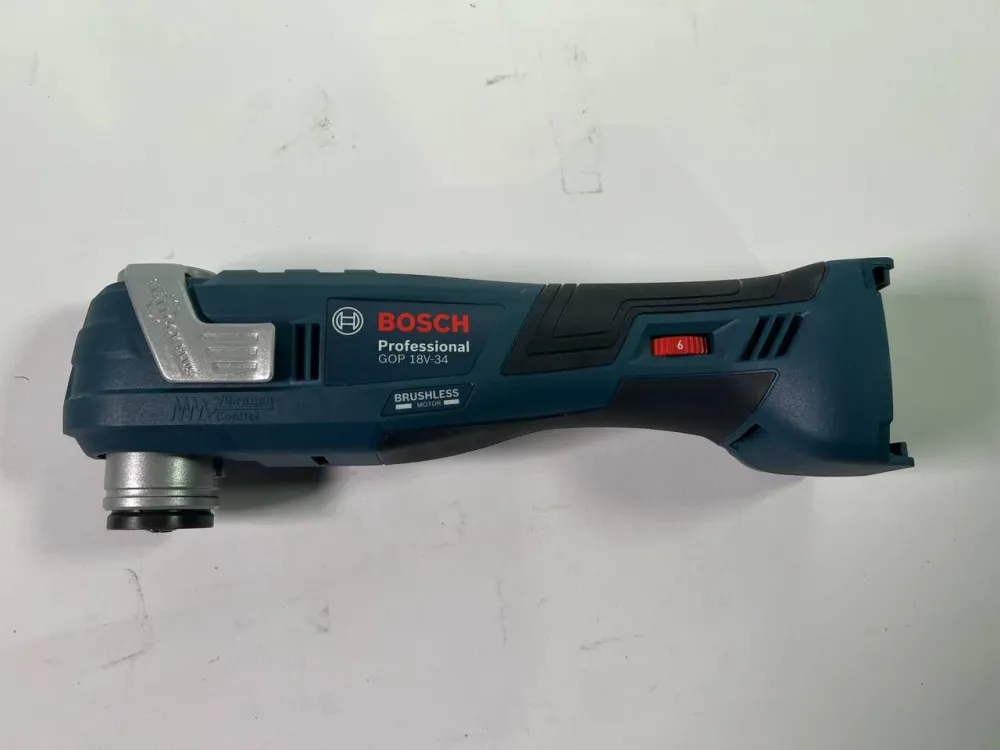 Bosch GOP 18V-34 Professional akumulatorowa przecinarka wielofunkcyjna 18 V Starlock Plus ( 06018G2002 ) + 17 szt. akcesor...