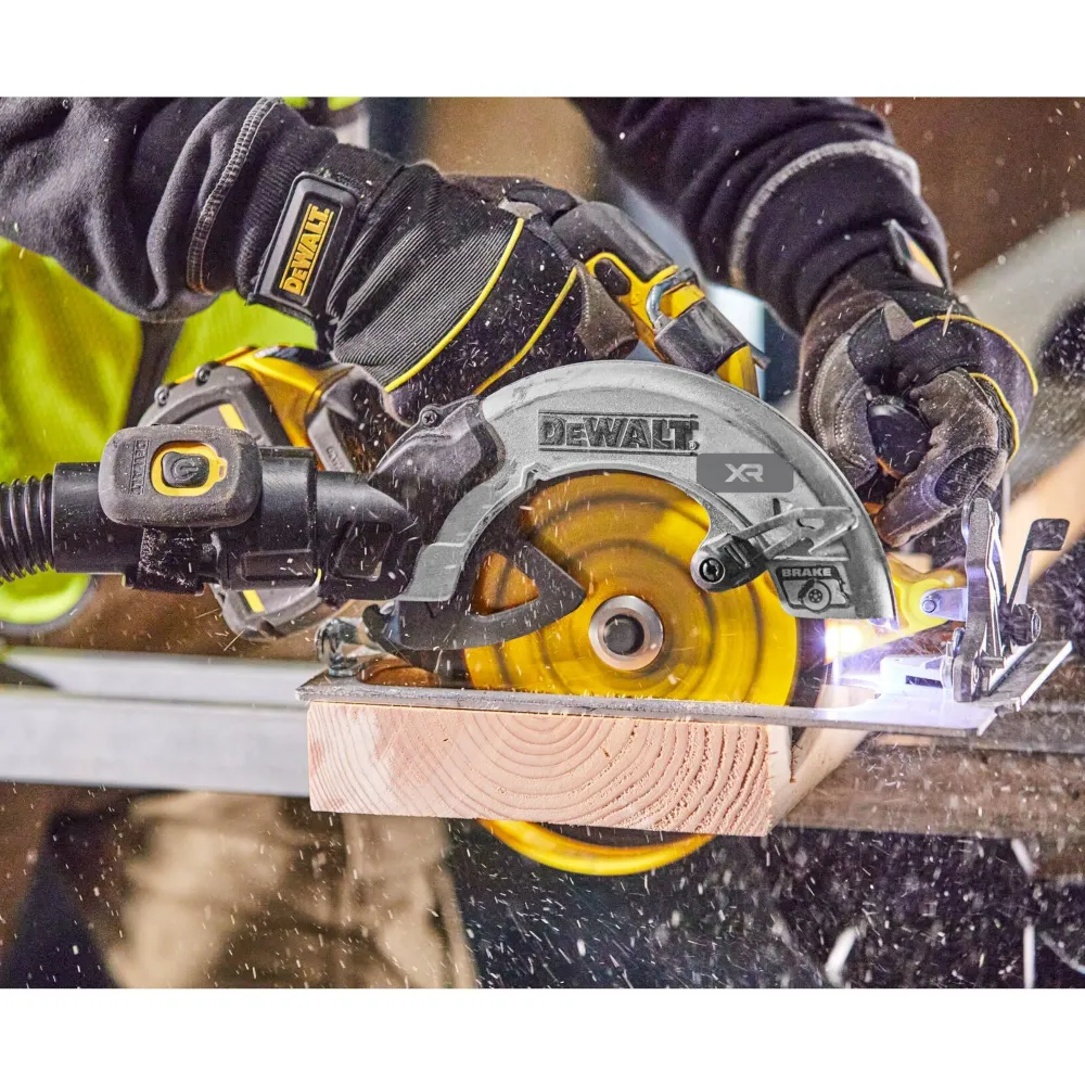 DeWalt DCS 573 N Akumulatorowa pilarka tarczowa 18 V 190 x 30 mm bezszczotkowa + 1x akumulator 4,0 Ah - bez ładowarki