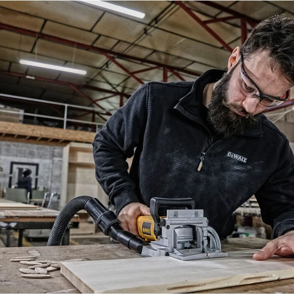 Frezarka Dewalt DW682K-QS 600W