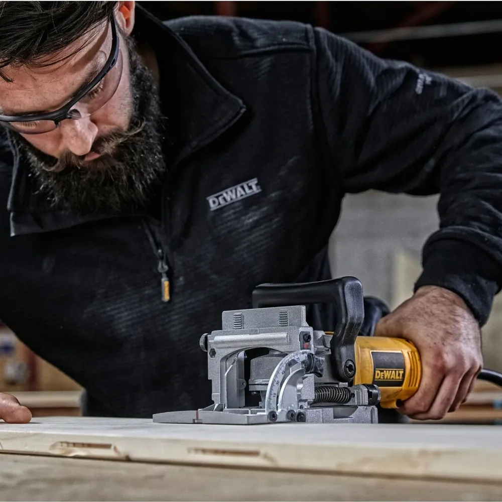 Frezarka Dewalt DW682K-QS 600W