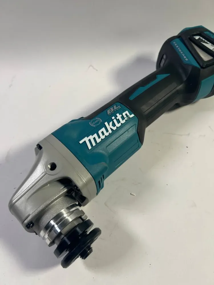 Makita DGA 513 Z Akumulatorowa szlifierka kątowa 18 V 125 mm bezszczotkowa Solo - bez akumulatora, bez ładowarki