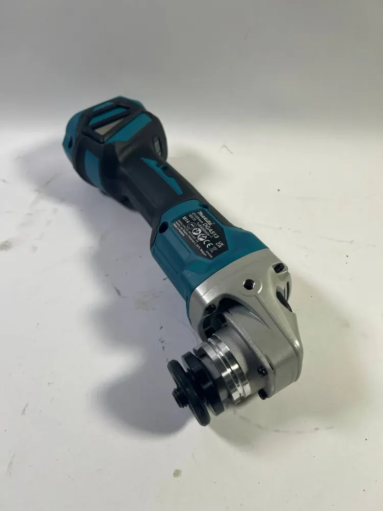 Makita DGA 513 Z Akumulatorowa szlifierka kątowa 18 V 125 mm bezszczotkowa Solo - bez akumulatora, bez ładowarki