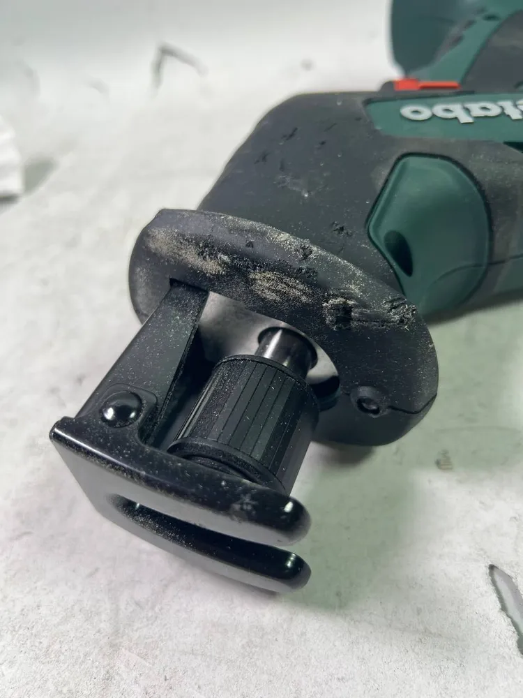 Metabo SSE 18 LTX Kompaktowa akumulatorowa pilarka szablasta 18 V 13 mm ( 602266890 ) Solo - bez akumulatora, bez ładowarki