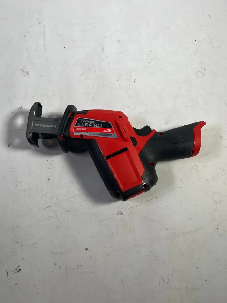Milwaukee M12 CHZ-0 Akumulatorowa pilarka szablasta 12 V bezszczotkowa ( 4933446960 ) Solo - bez akumulatora, bez ładowarki