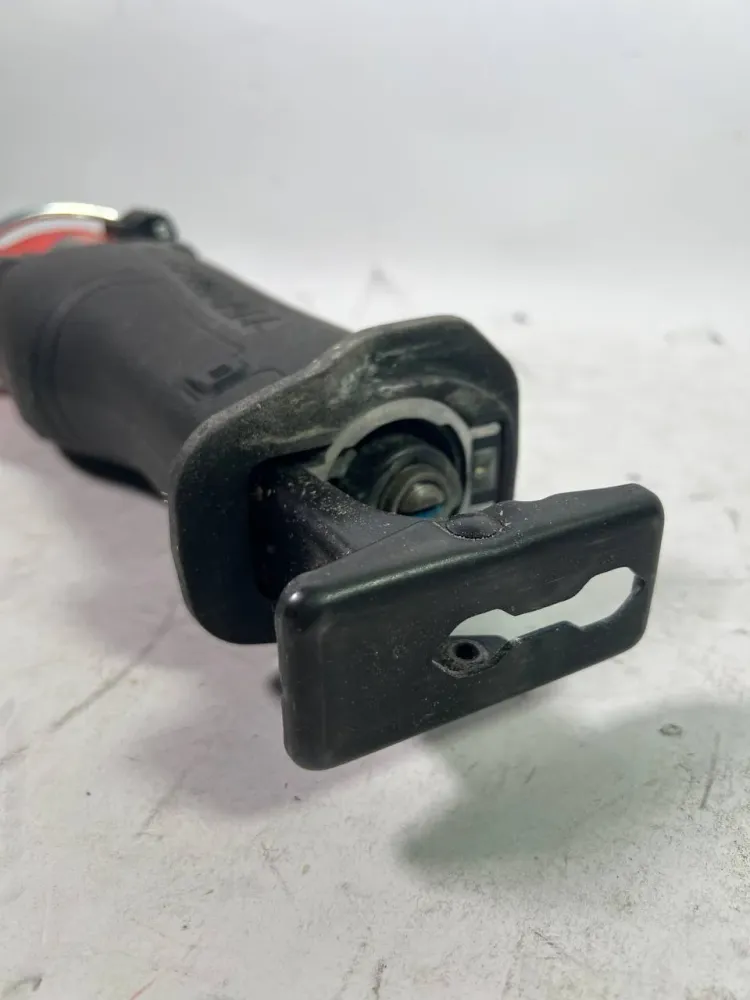 Milwaukee M18 FSZ-0 akumulatorowa pił szablasta 18 V bezszczotkowa Solo - bez akumulatora, bez ładowarki