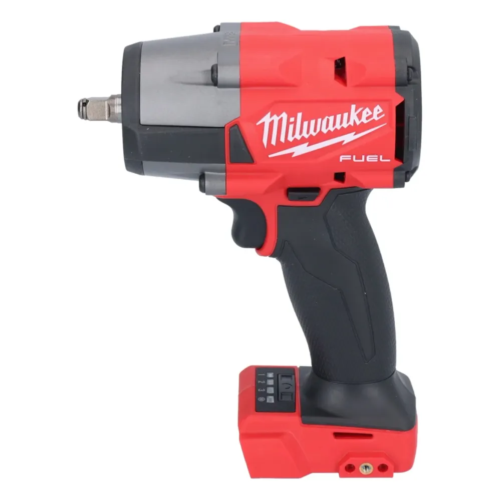 Milwaukee M18 FMTIW2F38-802 Akumulatorowy klucz udarowy 18 V 745 Nm 3/8" bezszczotkowy + 2x akumulator 8,0 Ah + ładowarka
