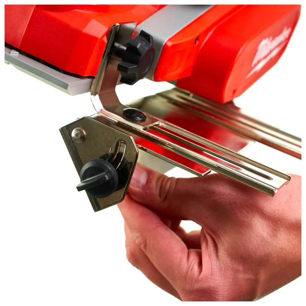 Strugarka Milwaukee M18 BP-402C 18 V 4 Ah