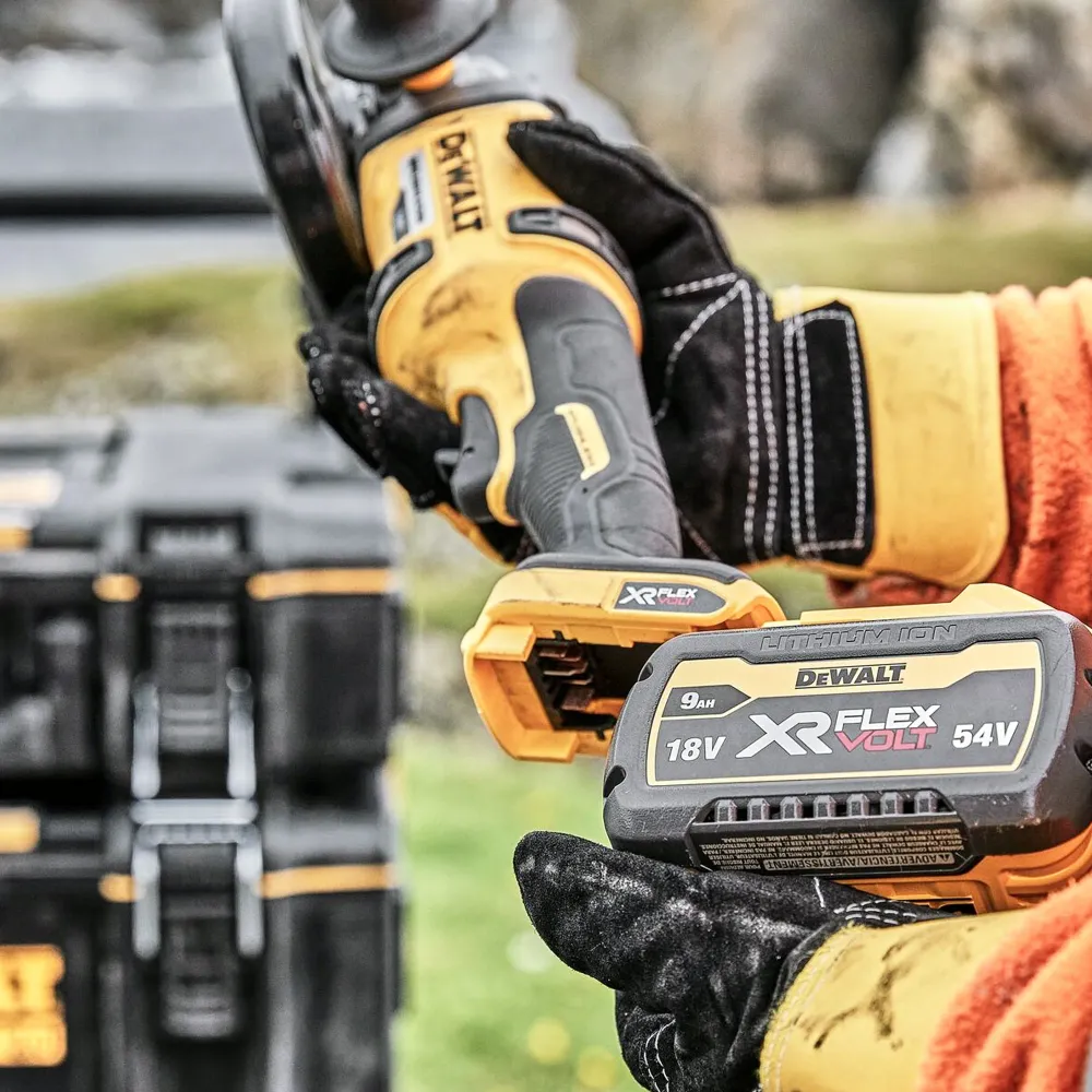 Szlifierka kątowa Dewalt DCG418X2-QW 54 V 9 Ah