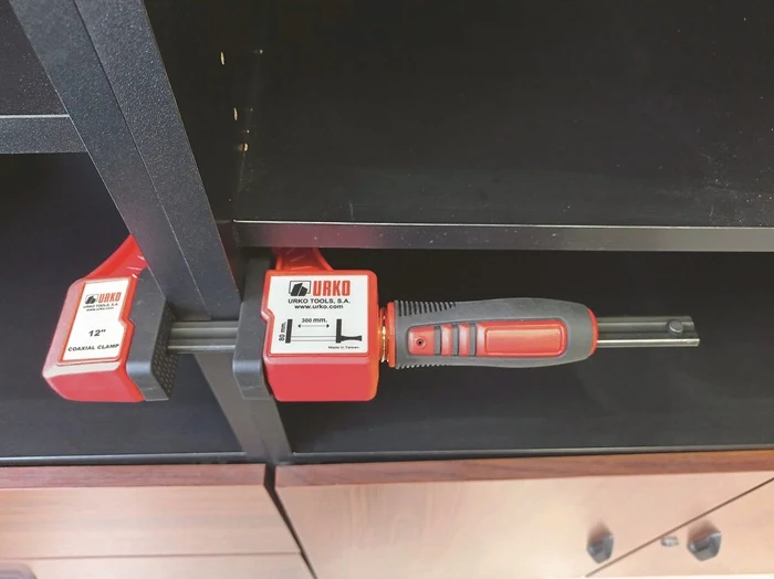 Zacisk korpusu URKO 213 ( 4000831790 ) Szerokość mocowania 150 mm Występ 85 mm