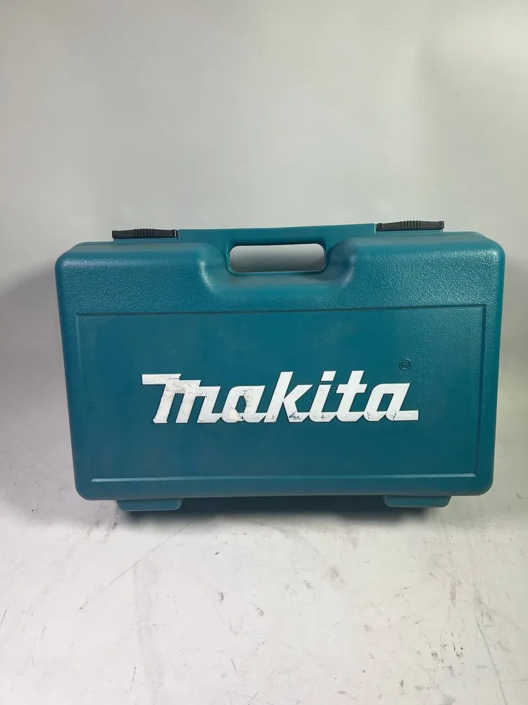 Walizka transportowa Makita ( 824985-4 ) do szlifierki kątowej 9554HN i NB / 9555NB / 9558HNR / GA4530 / GA5030/R