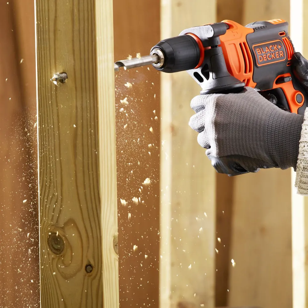Wiertarka udarowa Black+Decker BEH710K-QS 710W