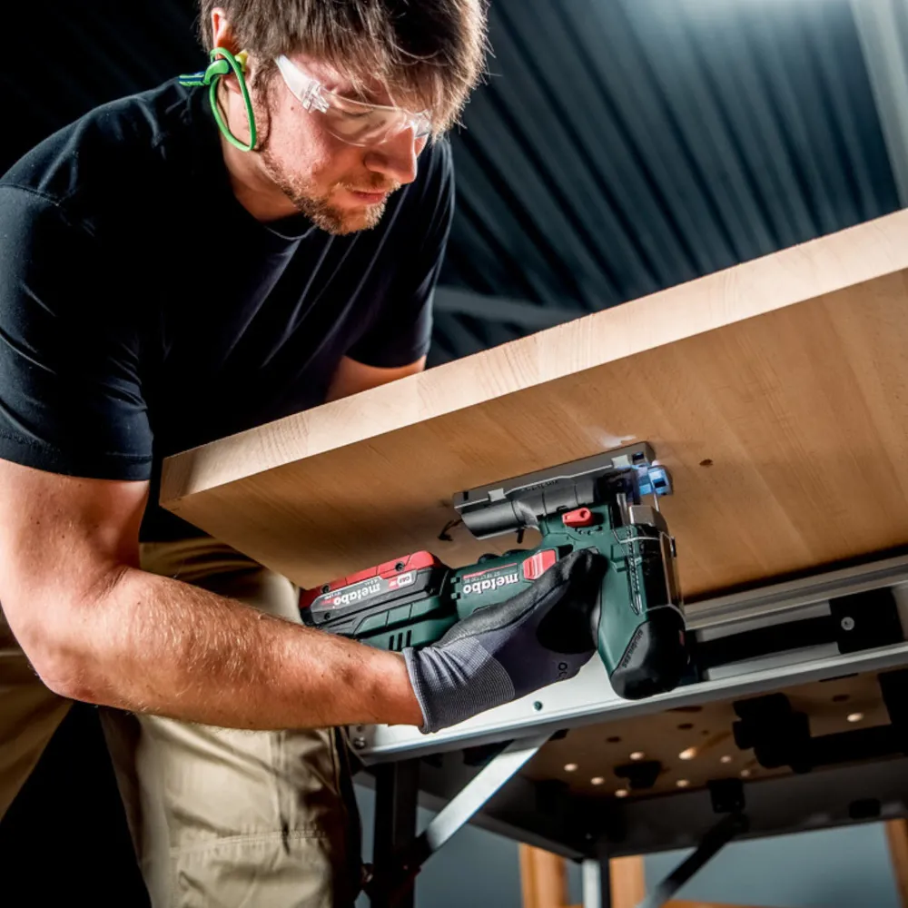 Wyrzynarka akumulatorowa Metabo ST 18 LT 130 BL 18 V 130 mm bezszczotkowa + 1x akumulator 2,0 Ah + ładowarka